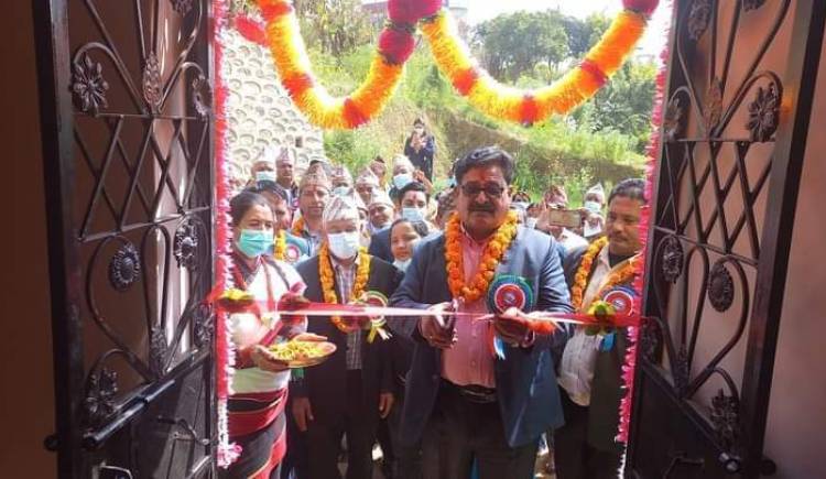 सन्धिखर्क ४ को वडा कार्यालय भवन तथा सभा हलको उद्धाटन