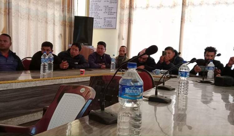 प्युठान नगरपालिकालाई नागरिक अभियान प्युठानको प्रश्न : के हुदैछ ? के भईरहेको छ ?