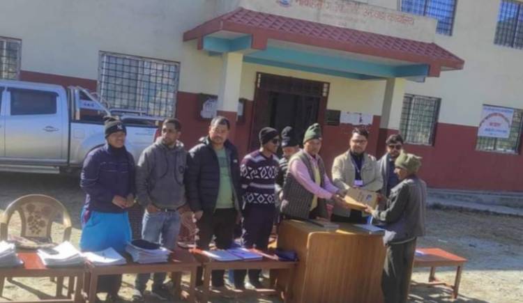   नौबहिनीका एक सय ८२ घरमा बत्ति जडान गरिदैँ “ सेवा पाउने भएपछि स्थानीय खुशी”