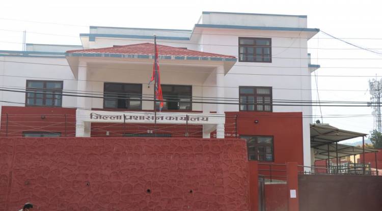 पाल्पामा पैदल हिँडेर आउन पनि रोक