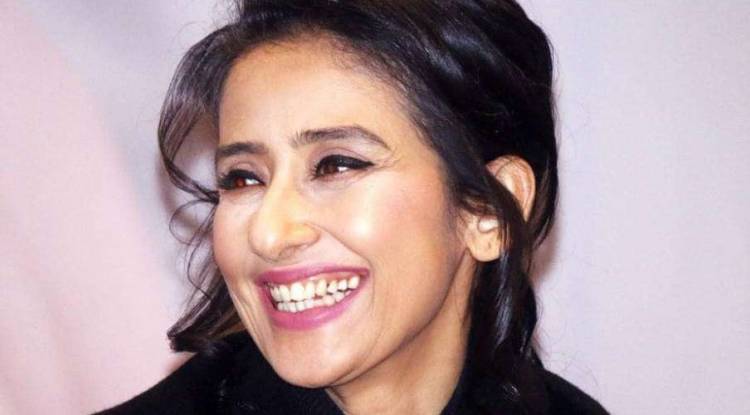 भैरहवा नाका हुँदै भारतबाट नेपाल आइन् मनीषा