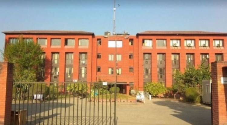 कोरोना संक्रमितलाई परीक्षण नगरी घर पठाउन स्वास्थ्य मन्त्रालयको निर्देशन