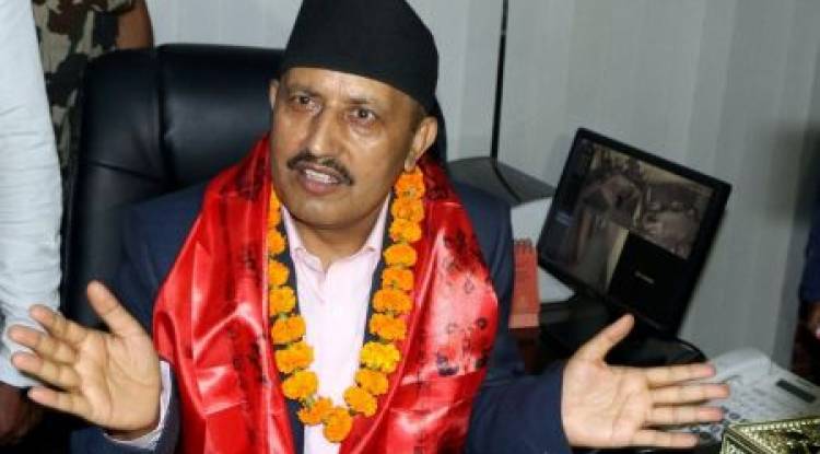 ’सरकारको निर्णय बिना कसैले बिध्यालय खोल्न पाँउदैन खोल्ने बारे अहिल्यै  मन्त्रालयले सोचेको छैन’