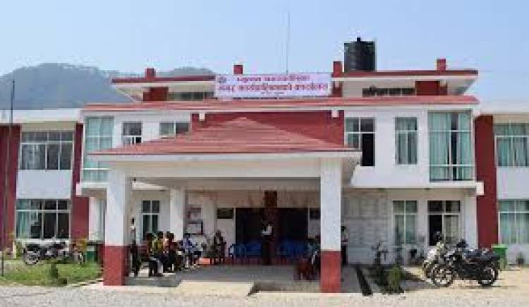 सुत्केरीलाई निशुल्क एम्बुलेन्स सेवा उपलब्ध गराउँदै प्युठान नगरपालिका