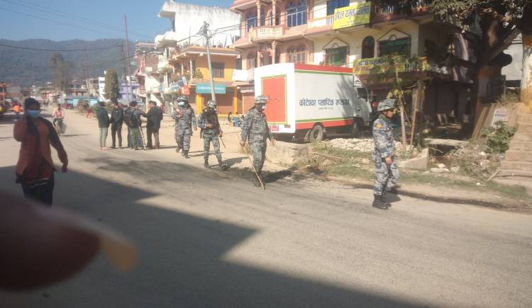 नेपाल बन्दको प्रभाव प्युठानमा बिहानै देखि यातायात, बजार ठप्प बिध्यालय खुलेनन