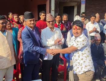 स्थानीय निर्वाचन नजिकिए सङ्गै प्युठानमा एमाले प्रवेश गर्नेको श्रृङखला तिव्र 