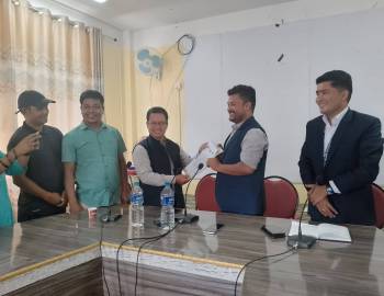 कर बृद्धिको विरुद्धमा नेकपा एमाले द्वारा प्युठान नगरपालिकामा ज्ञापन–पत्र,माँग सम्बोधन नभए चरणवद्ध आन्दोलन