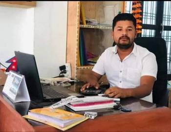 जन्मदिनमा वडा अध्यक्ष "सुमन"को सामाजिक काम: बिध्यालयमा अक्षकोष स्थापना 