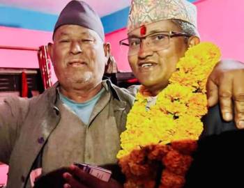 प्युठानमा सूर्य थापाको क्रेज : स्थानीय भन्छन- नयाँ अनुहार हेरिन्छ,जितेर मुख नदेखाउने लाई फेरिन्छ !