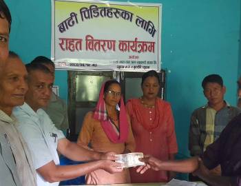 उज्यालो सहकारी बन्यो मरन्ठानाका बाढिपिडितको सहारा