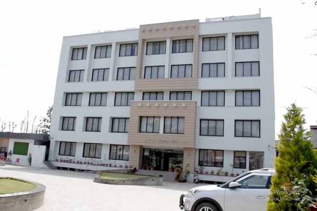 कोरोनाका त्रासले  दाङका  १३ सय होटल बन्द 