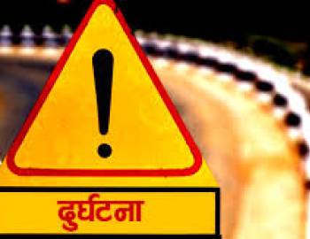 काठमाडौंबाट प्युठान आउदै गरेको रात्रीबस दासढुङ्गा नजिकै ट्रकसँग ठोक्कियो,एकको मृत्यु, केहि यात्रु घाइते