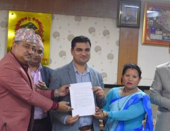 महिला स्वास्थ्य स्वयंसेविकाले कामका लागि यात्रा गर्दा सार्वजनिक गाडीको भाडा तिर्न नपर्ने  