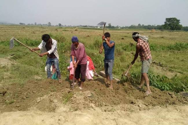 राहात स्वरुप रोजगार, मजदुर भन्छन् ‘अब चुल्हो बल्ने भयो’