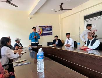 झिमरुक गाउँपालिकामा ट्राफिक सचेतना : नियम बुझ्न जनप्रतिनिधि र कर्मचारी एकै ठाउँमा