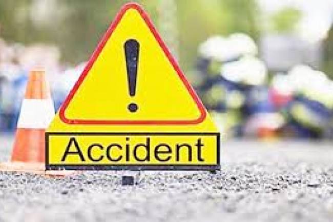 प्युठानमा टिपर दुर्घटना,चालक घाइते