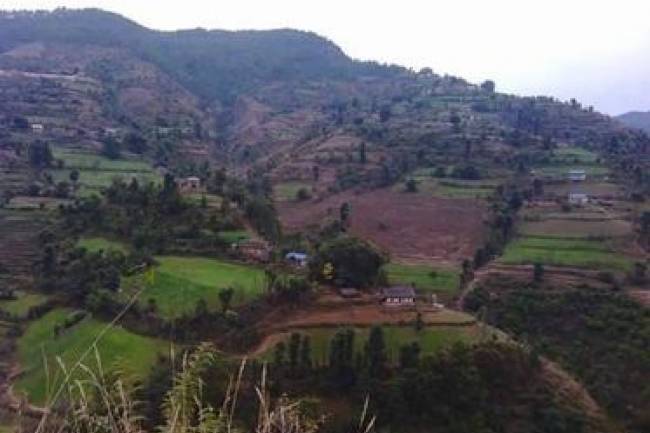 २५ वर्षदेखी वत्तिले घेरिएको अध्यारो गाँउ यो आर्थिक वर्षमा नयाँगाउँमा विद्युत वल्छः मेयर रोकाय