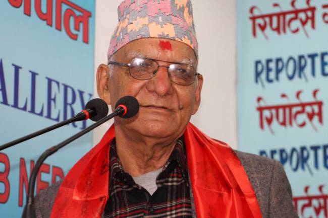 चित्रबहादुर केसीको उपचार खर्च सरकारले व्यहोर्ने