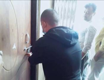 गठबन्धन द्वारा शिक्षा शाखामा तालाबन्दी,शिक्षा जस्तो पवित्र क्षेत्रमा आक्रमण हुनु निन्दनीय छ: माण्डवि गाउपालिका